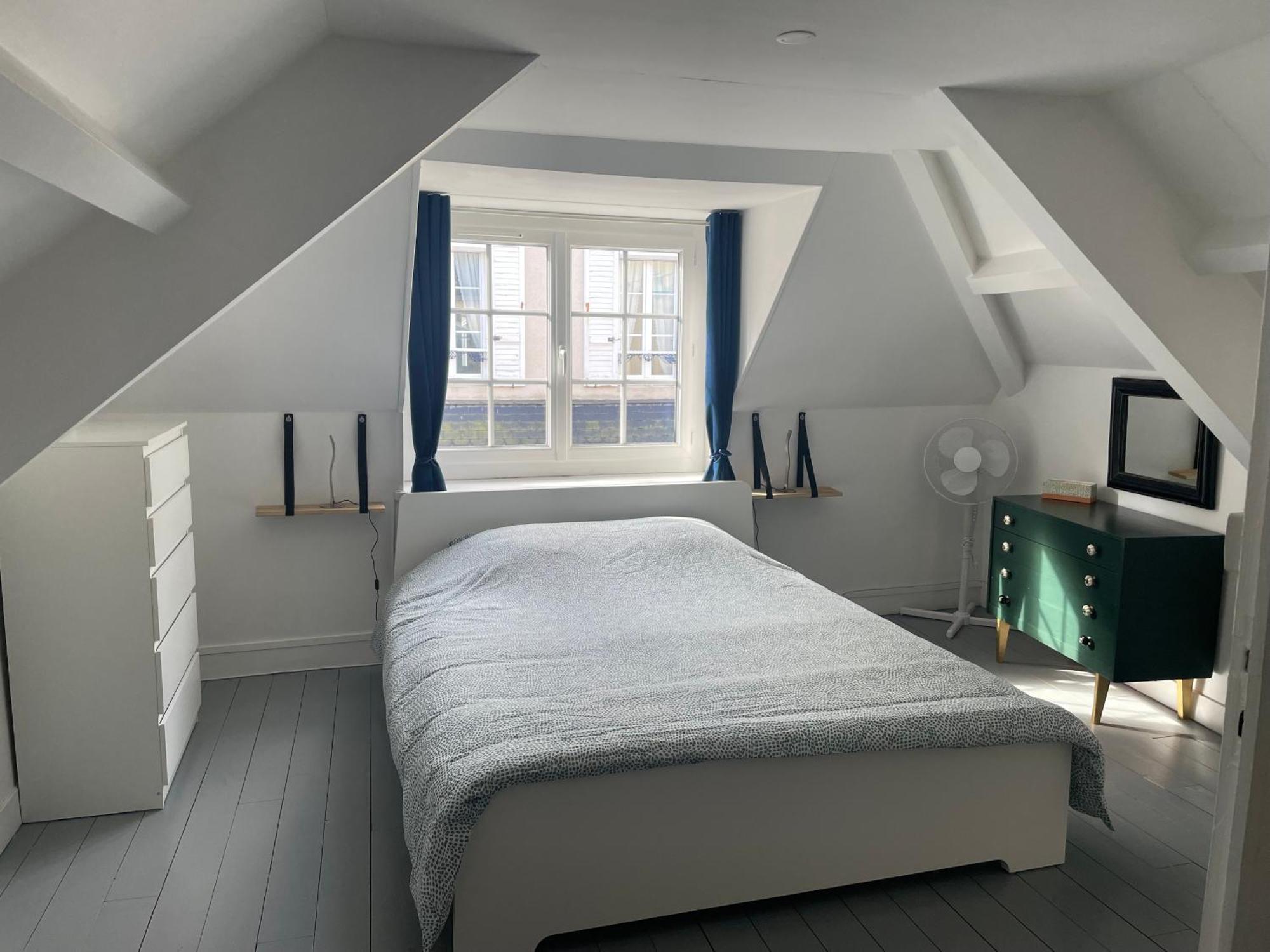 La Crabette Bleue Grandcamp-Maisy